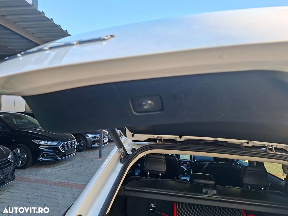 Ford Edge 2.0 TDCi Bi-Turbo 4x4 ST-LINE - 7