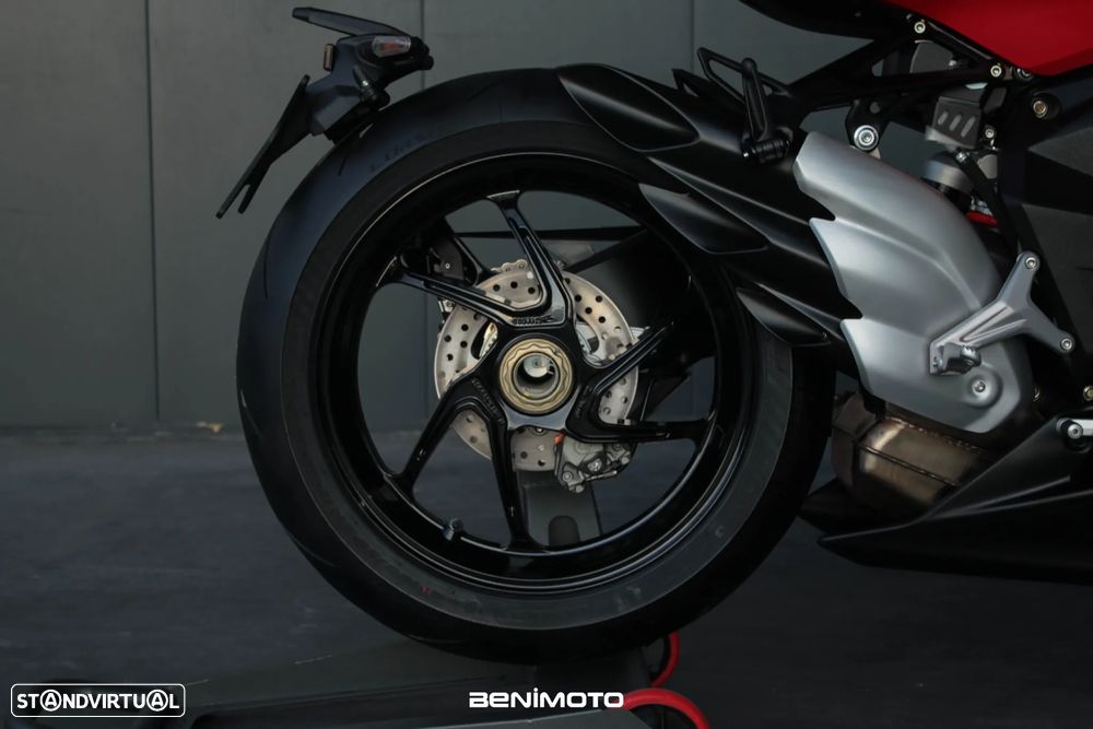 MV Agusta Superveloce S - 7