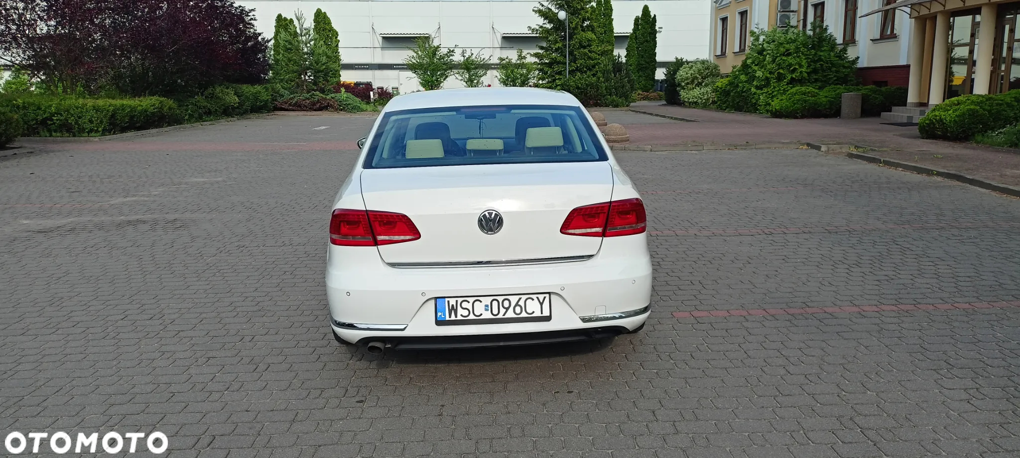 Volkswagen Passat 1.6 TDI Comfortline - 5