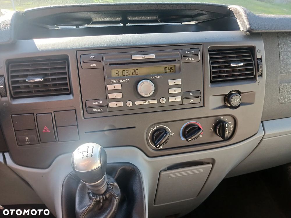 Ford Transit - 10