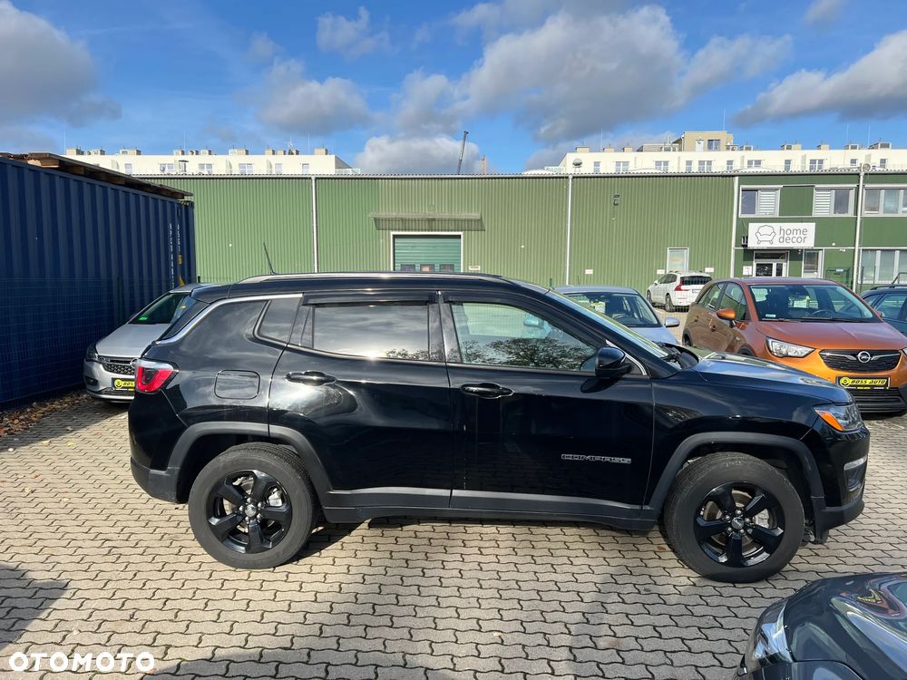 Jeep Compass - 10