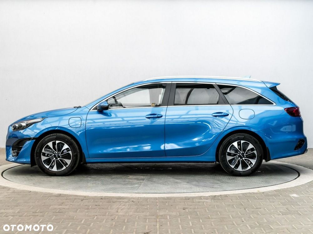 Kia Ceed 1.6 GDI PHEV L DCT - 6