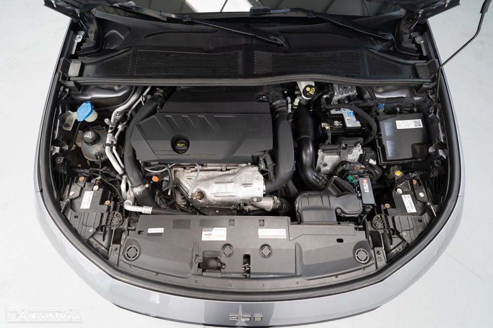Peugeot 308 SW 1.6 Hybrid GT Pack e-EAT8 - 37
