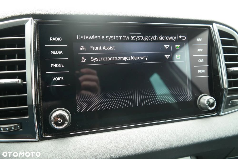 Skoda Karoq 1.5 TSI ACT Style DSG - 32
