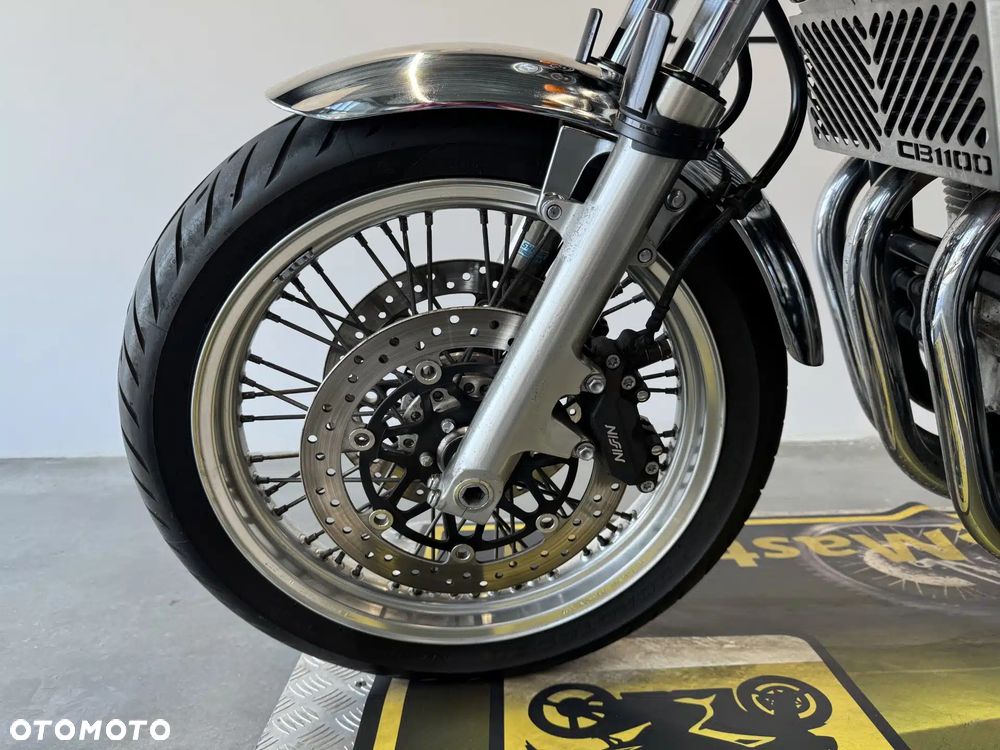 Honda CB - 18