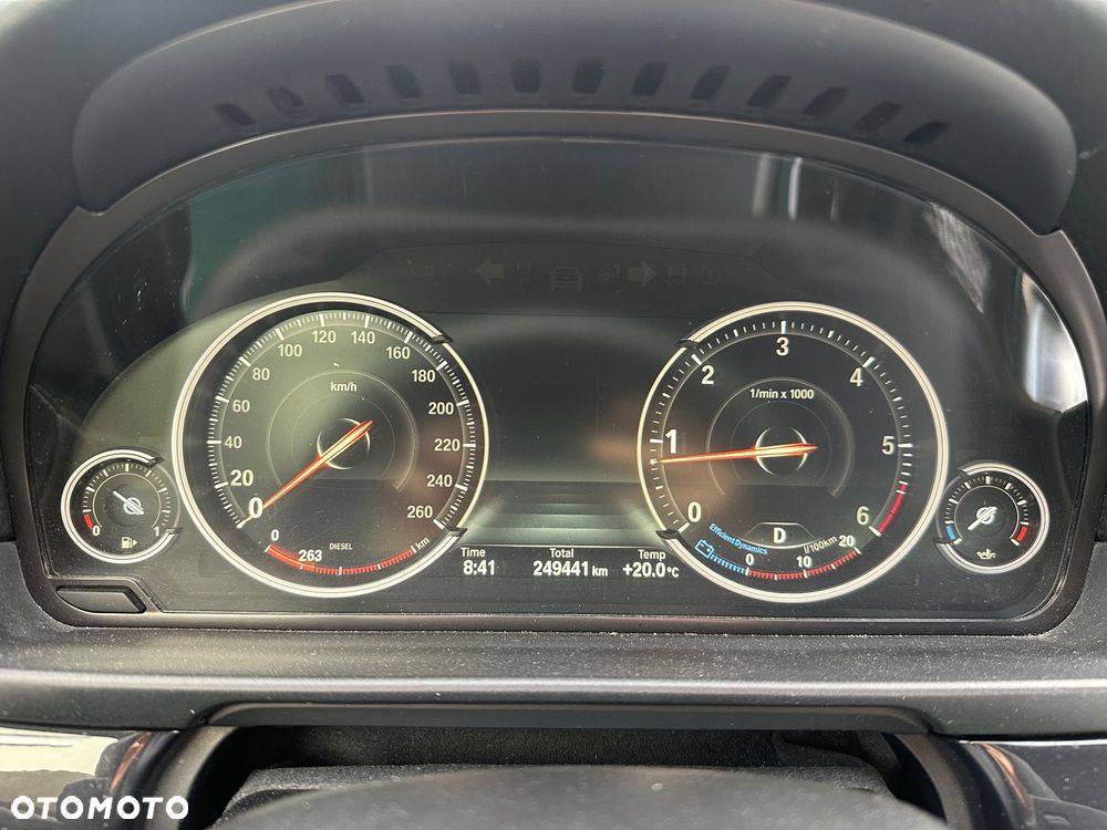 BMW Seria 5 520d Efficient Dynamics Luxury Line - 12