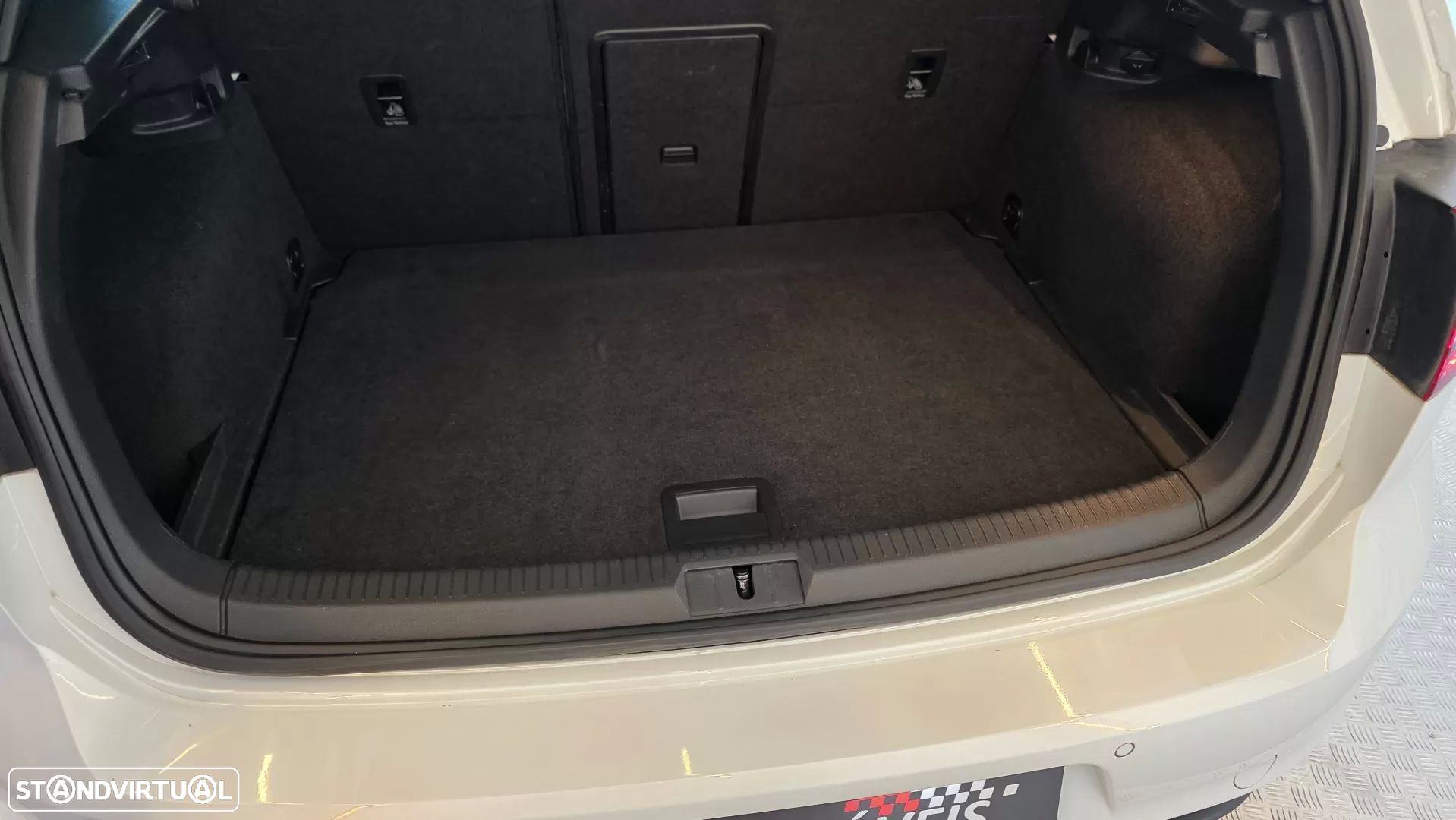VW Golf 2.0 TSi GTi DSG Performance - 22