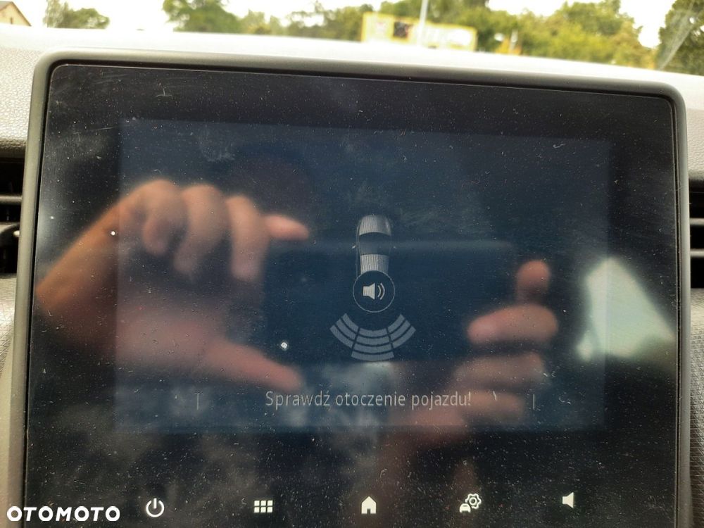 Renault Clio - 36