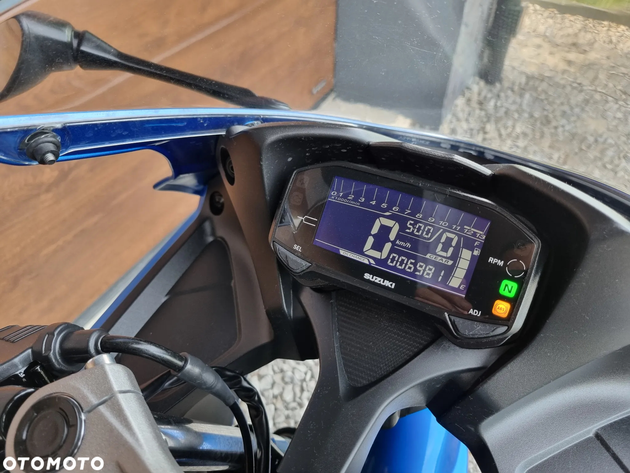 Suzuki GSX-R - 16