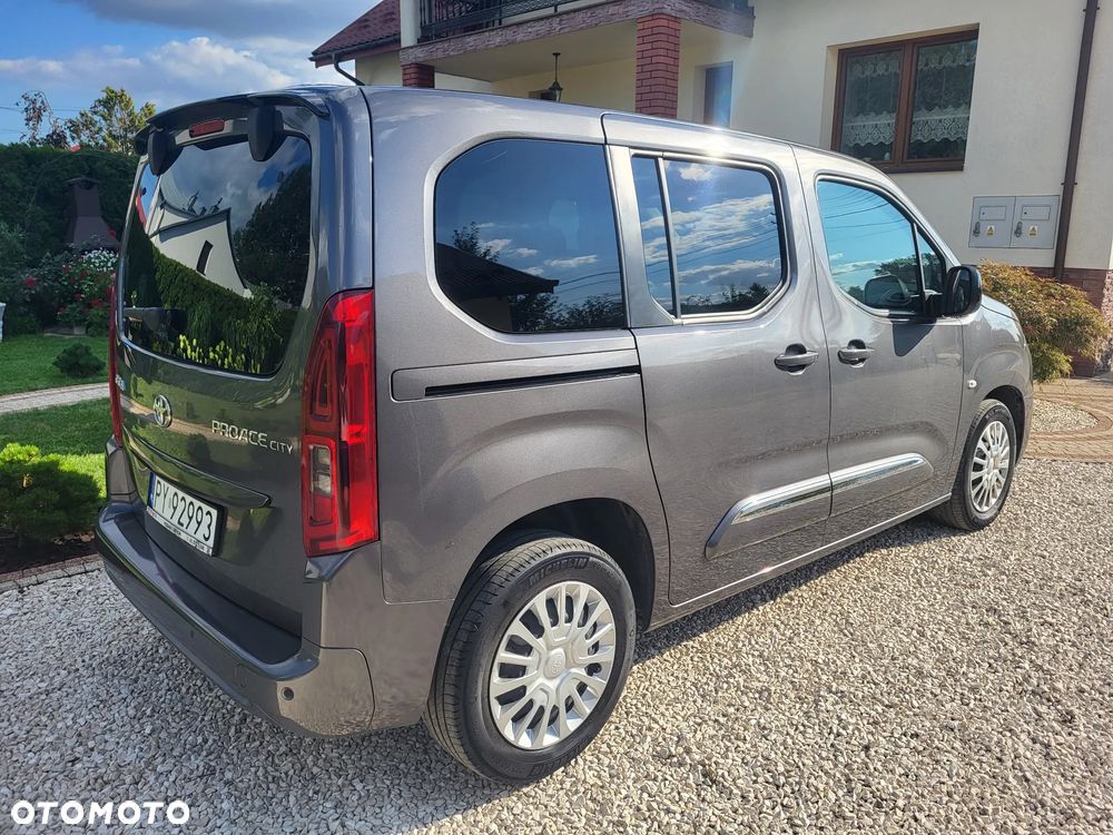 Toyota Proace City Verso 1.5 D-4D Business - 1