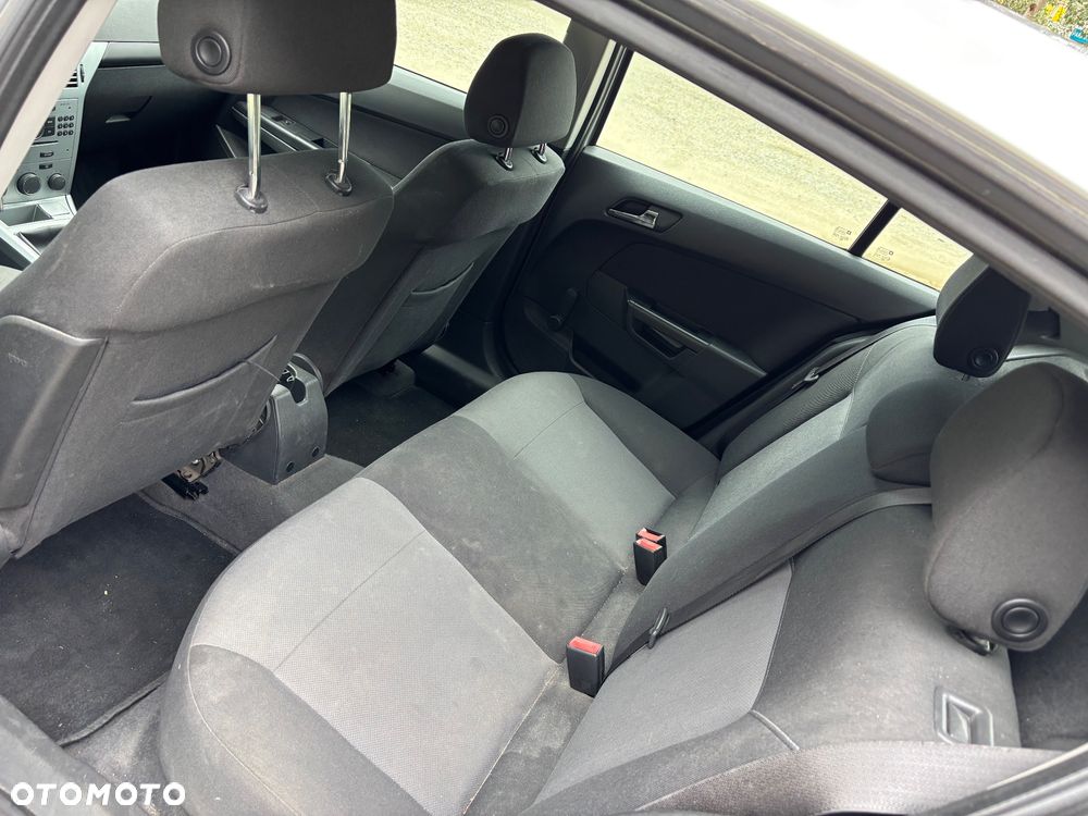 Opel Astra 1.6 - 10