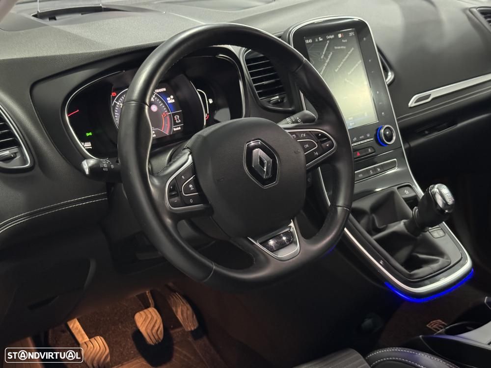 Renault Grand Scénic Energy dCi 110 S&S Bose Edition - 27
