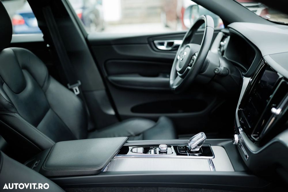 Volvo XC 60 B4 D AWD Geartronic Inscription - 14
