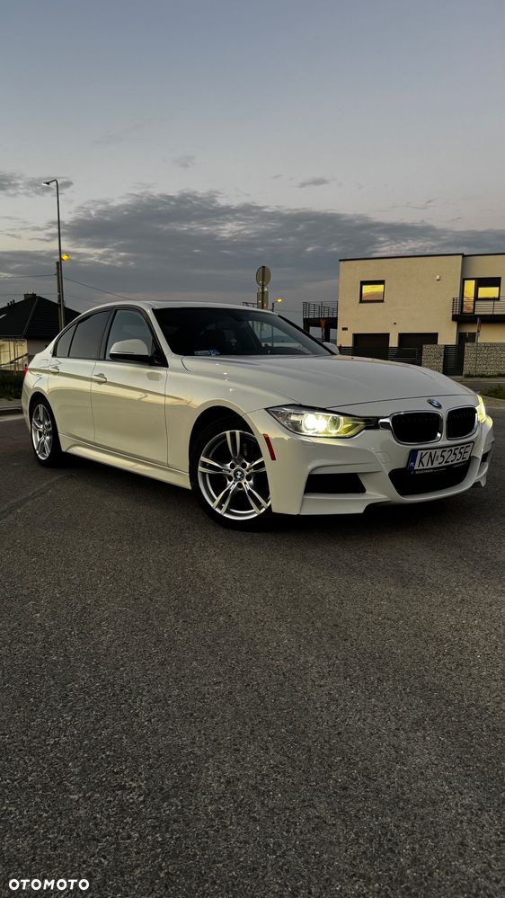 BMW Seria 3 328i xDrive Sport Line - 1