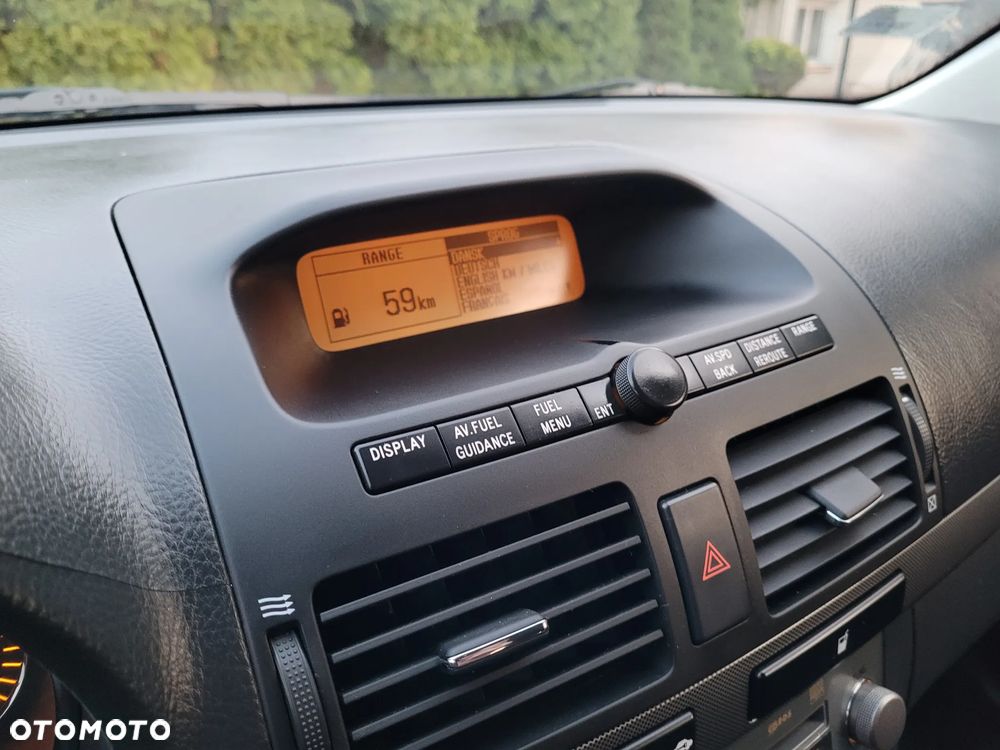 Toyota Avensis 1.8 VVT-i Sol - 5