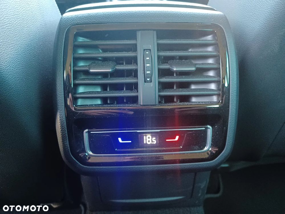 Volkswagen Passat 2.0 TDI BMT Highline DSG - 12