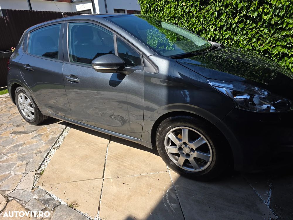 Peugeot 208 1.6 BlueHDi FAP Access - 11