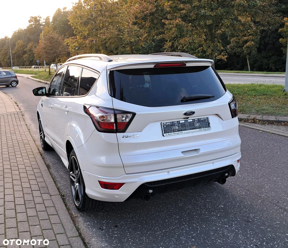 Ford Kuga 2.0 TDCi 4x4 ST-Line - 5
