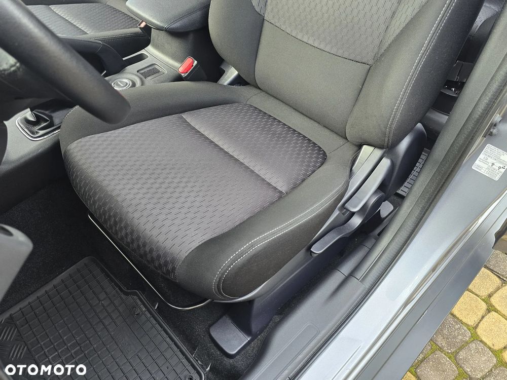 Mitsubishi Outlander 2.2 DID Intense + 4WD - 26