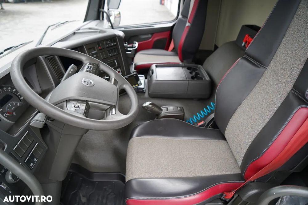 Volvo FMX 410 / 6x4 / CAMION BASCULANTE + HDS PALFINGER 18002-EH A / HYDROBOARD / RADIO CONTROL / EURO 6 / - 27