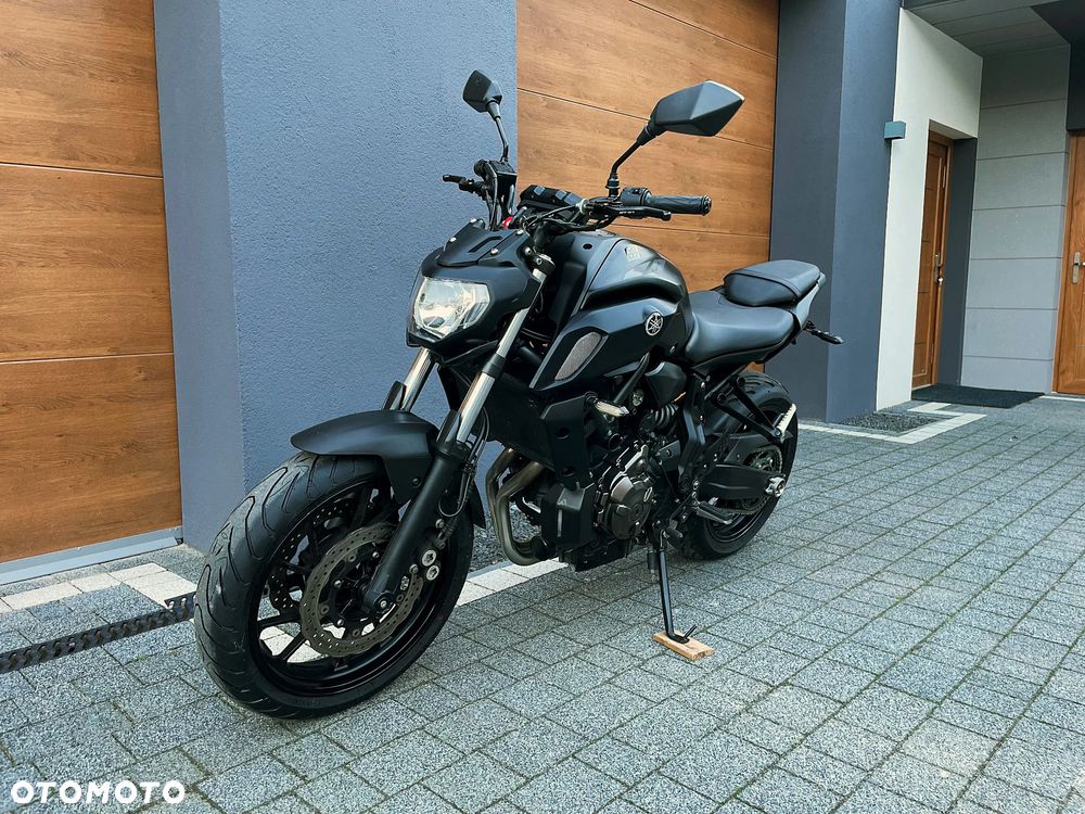 Yamaha MT - 4
