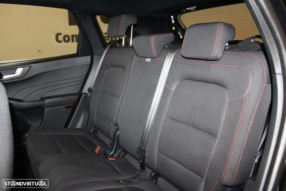 Ford Kuga 1.5 EcoBoost ST-Line - 34