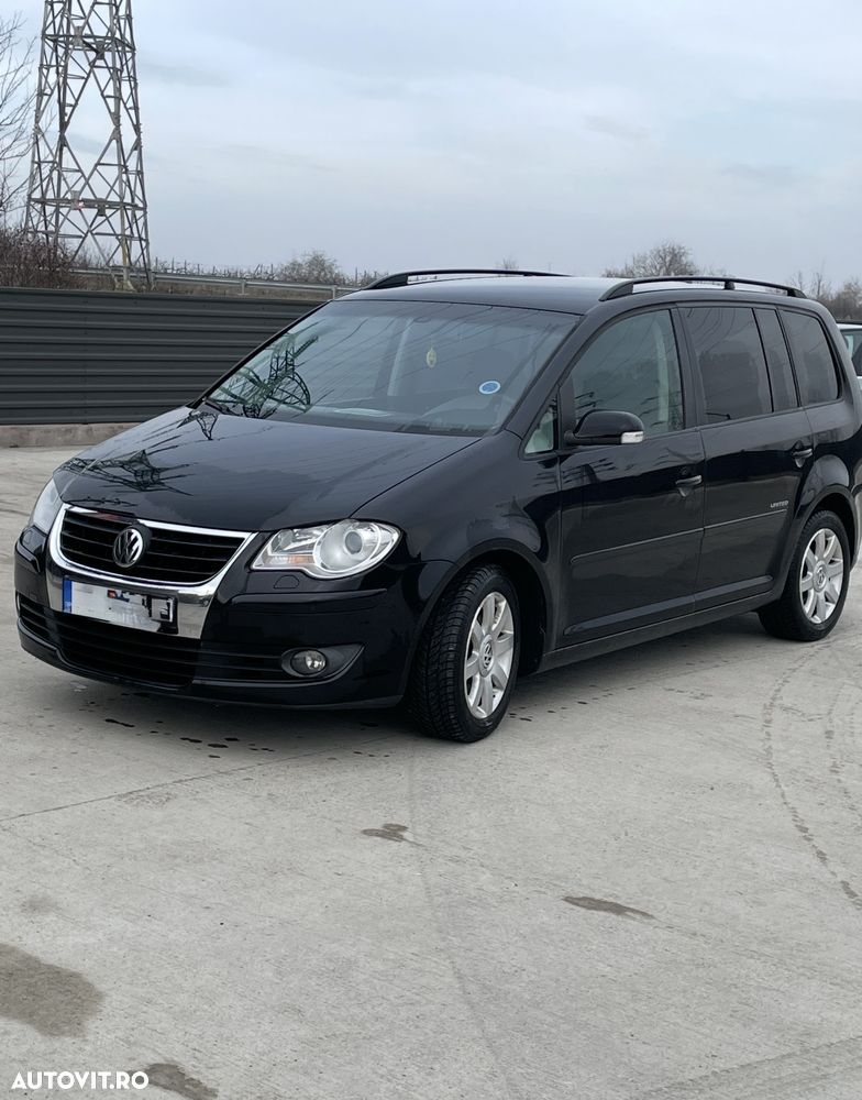 Volkswagen Touran 1.4 TSI Conceptline - 1