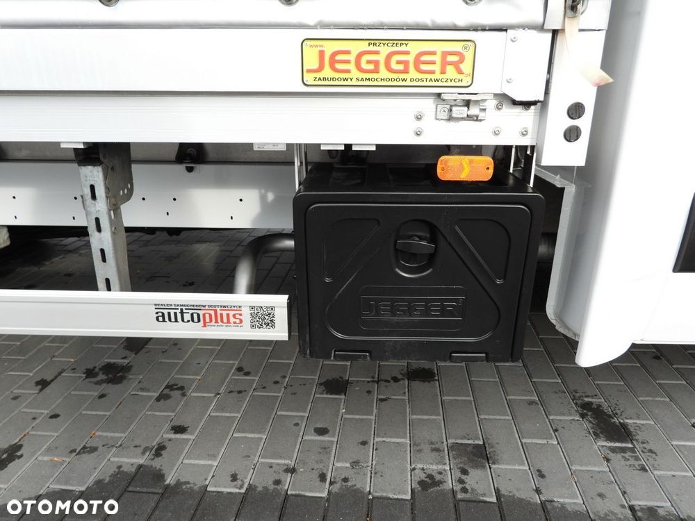 Renault MASTER PLANDEKA 10 PALET WEBASTO TEMPOMAT NAWIGACJA LEDY BLIŹNIACZE KOŁA KLIMATYZACJA  165KM - 25