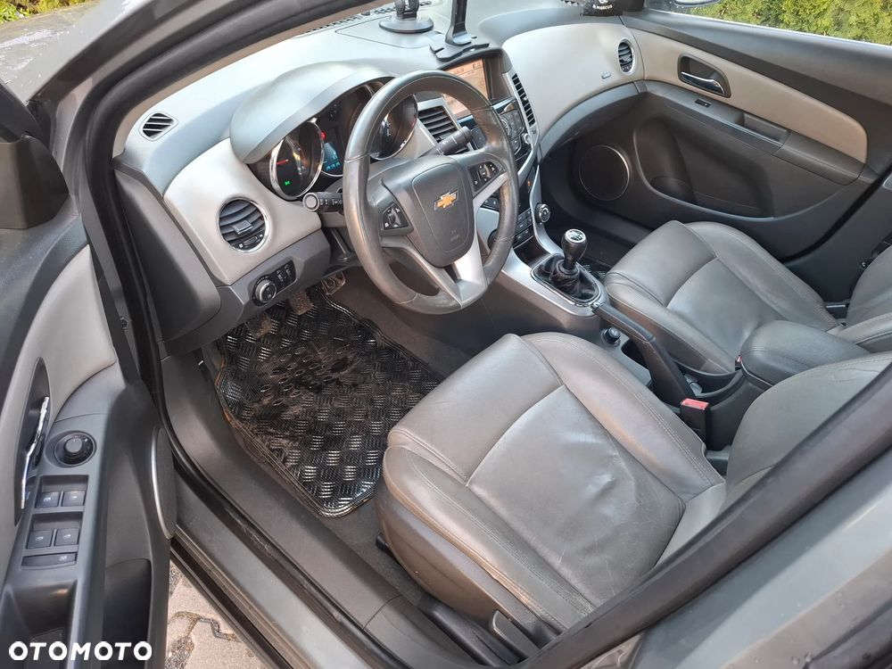 Chevrolet Cruze 2.0 VDCi LS - 5