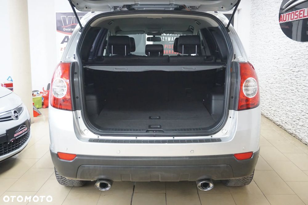 Chevrolet Captiva 2.4 2WD 5 Sitzer LS - 18