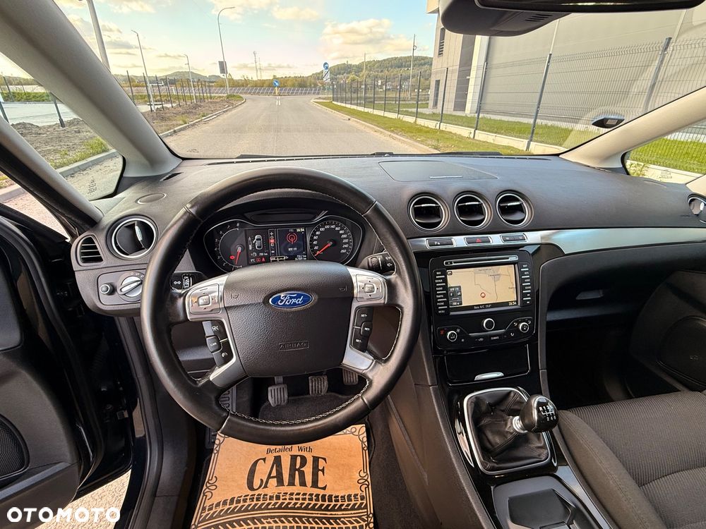 Ford S-Max 2.0 T Titanium - 31