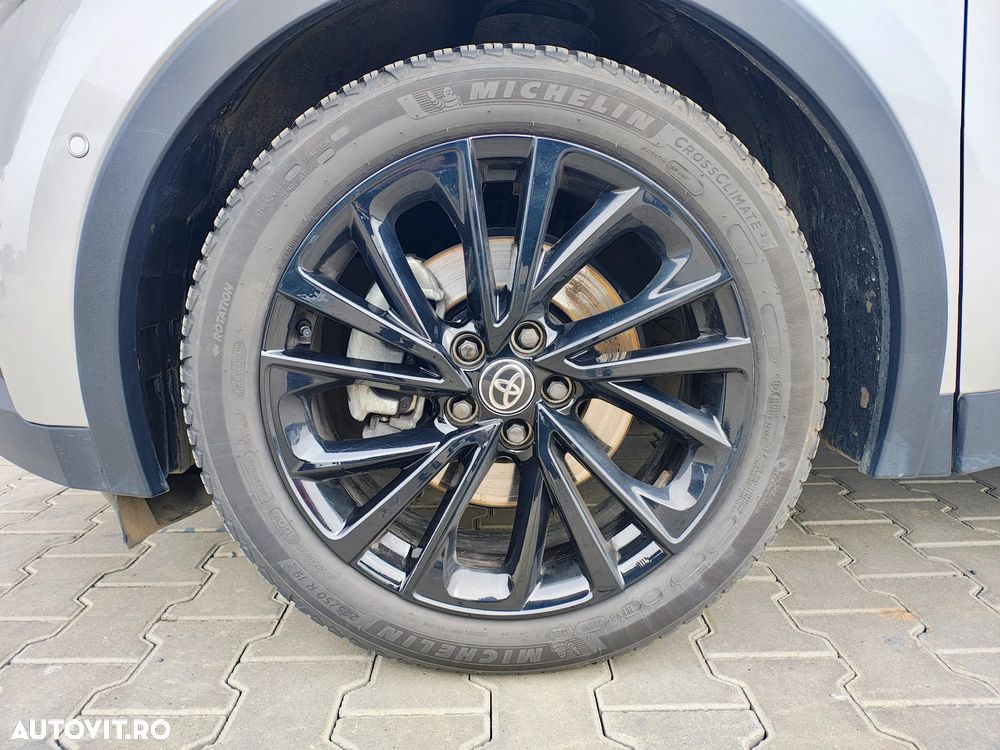 Toyota C-HR 2.0 HEV 197 CP 4x2 CVT Premiere Edition - 5