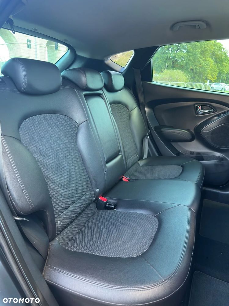 Hyundai ix35 1.7 CRDi Premium 2WD - 19