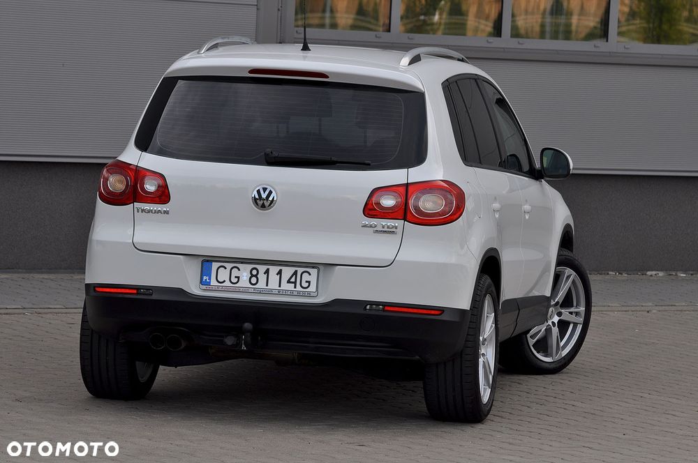 Volkswagen Tiguan 2.0 TDI DPF BlueMotion Technology Sport & Style - 32