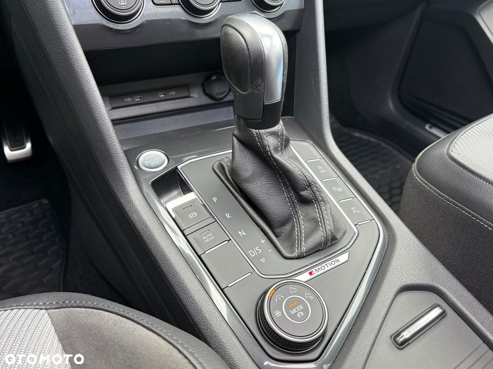 Volkswagen Tiguan Allspace 2.0 TSI 4Mot Highline DSG 7os - 28