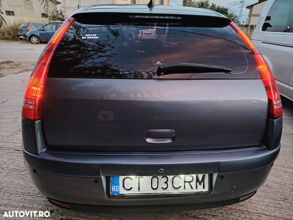 Citroën C4 1.6 HDI FAP Confort - 2
