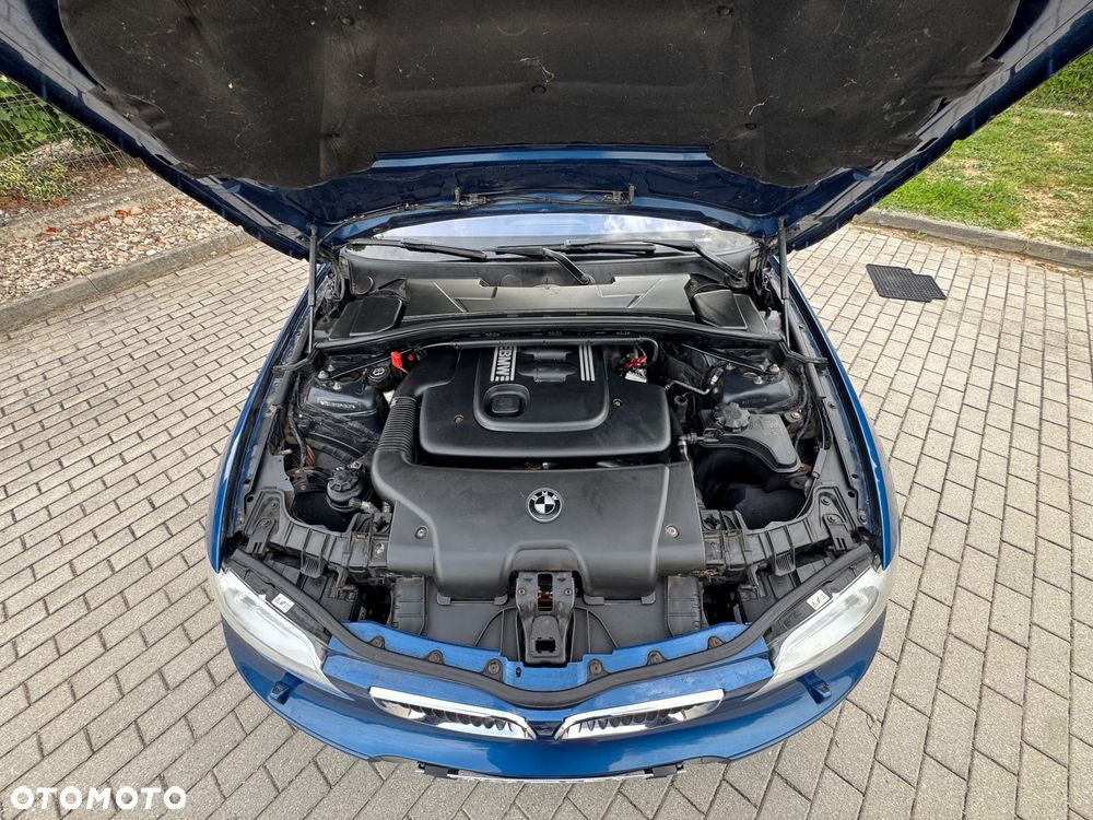 BMW Seria 1 120d - 24