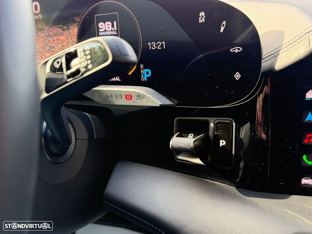 Porsche Taycan 4S - 23