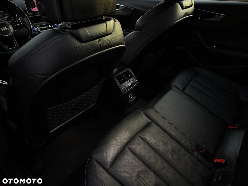 Audi A4 Limousine 2.0 TFSI Quattro Design S tronic - 19