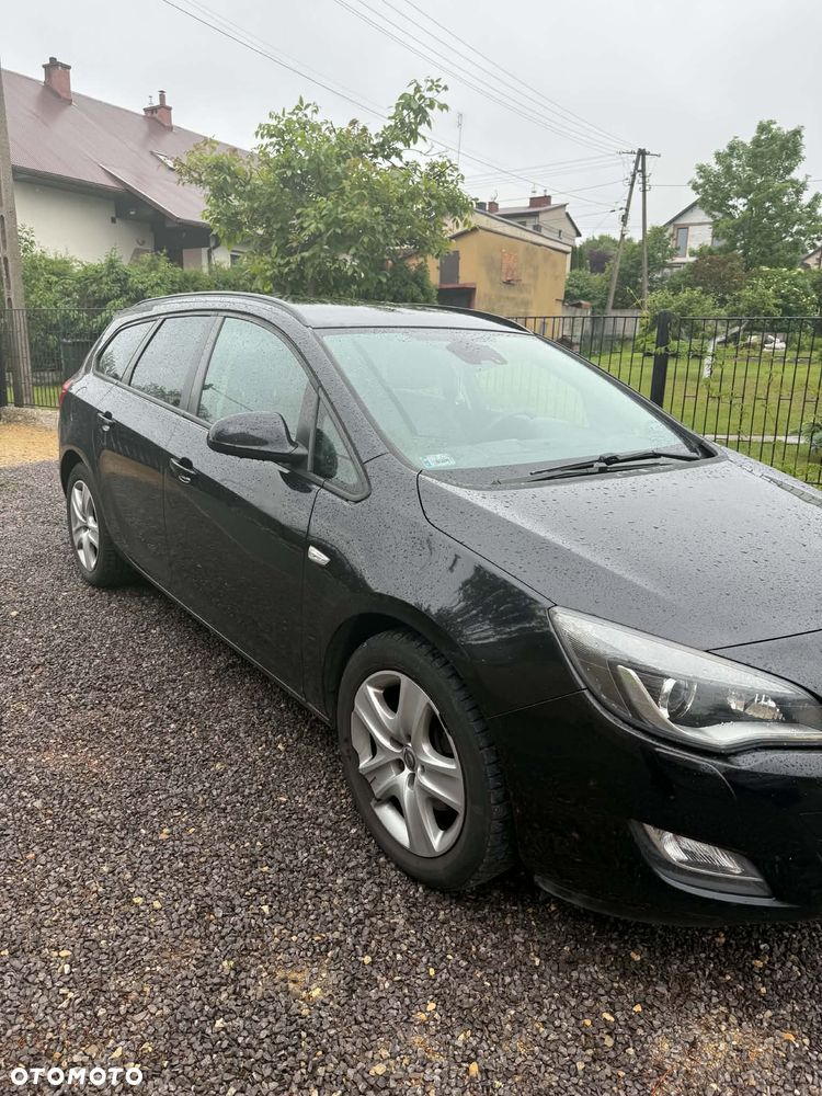 Opel Astra 1.7 CDTI DPF Design Edition - 1