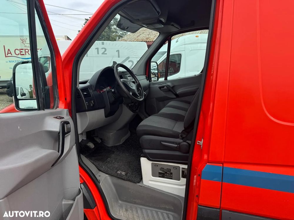Volkswagen CRAFTER - 7
