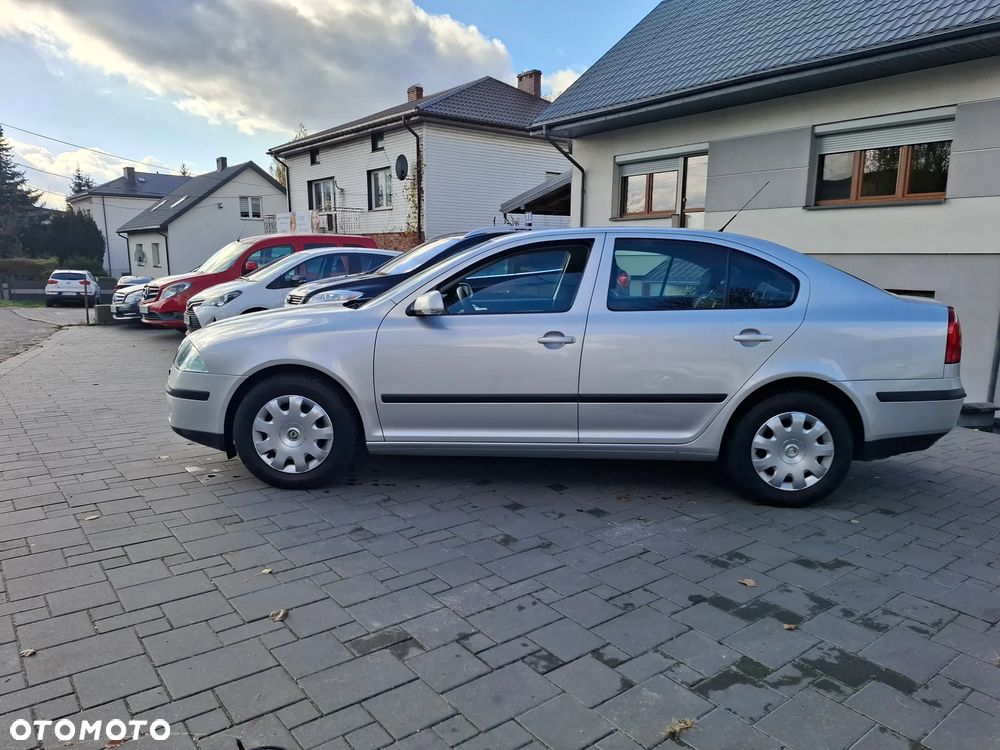 Skoda Octavia 1.4 Ambiente - 22