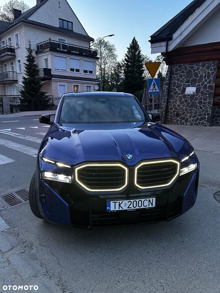 BMW XM - 1