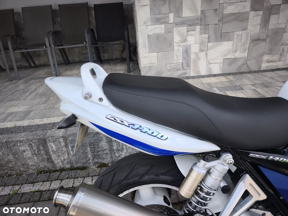 Suzuki GSX - 9