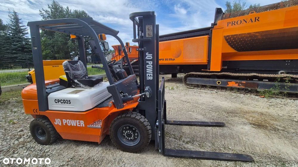 Manitou NOWY WÓZEK WIDŁOWY CPCD 25 DIESEL - 1
