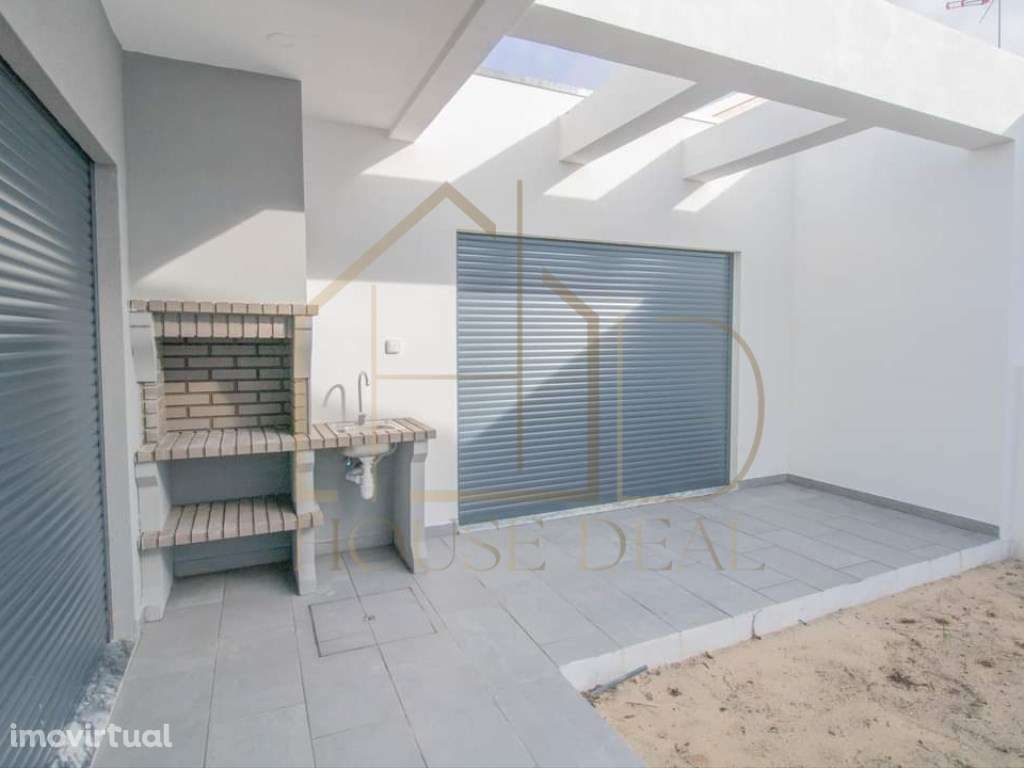 Sofisticada Moradia Térrea T3 +1 com Pérgola. Pinhal do General. Fe... - Grande imagem: 4/34