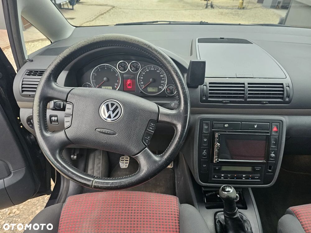 Volkswagen Sharan 1.8 5V Turbo Highline - 9