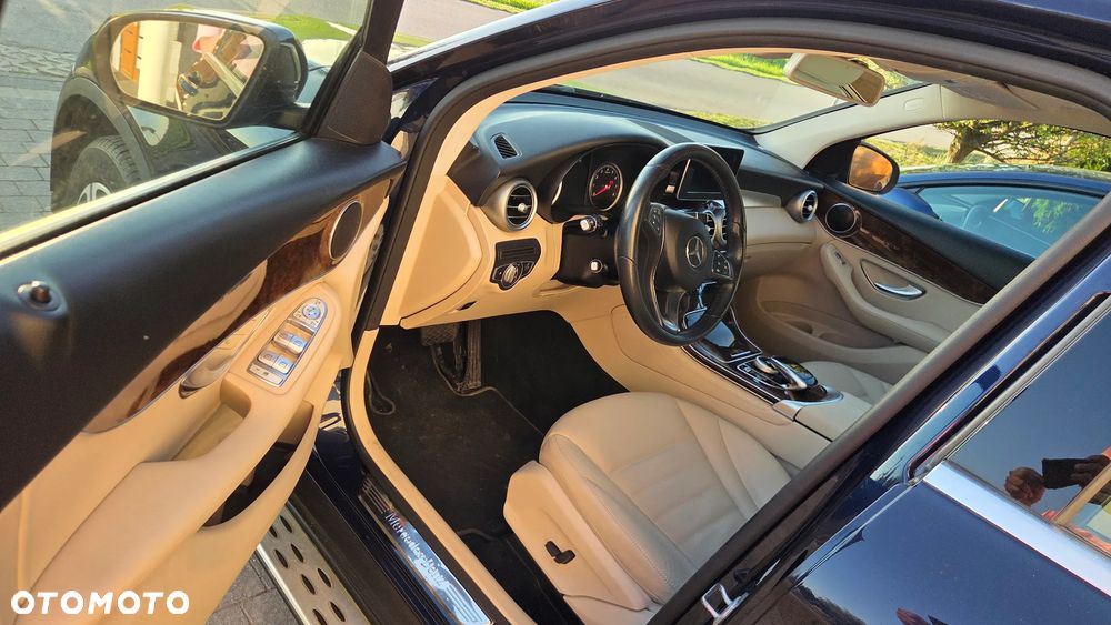 Mercedes-Benz GLC 350 e 4Matic 7G-TRONIC - 8