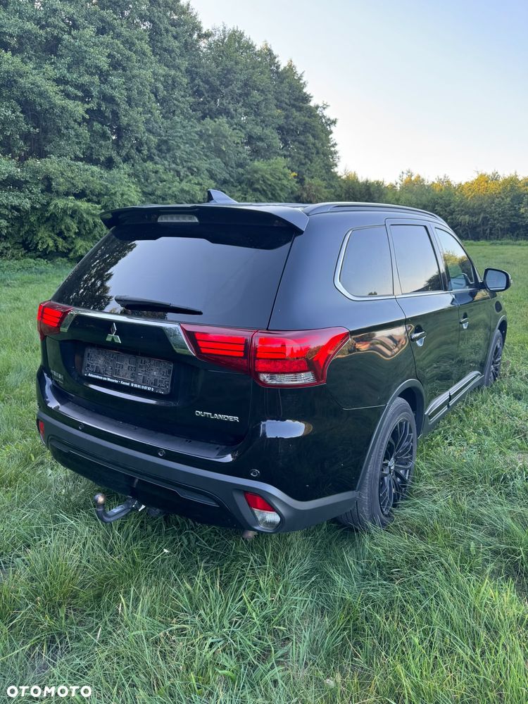 Mitsubishi Outlander 2.0 Instyle Navi - 13