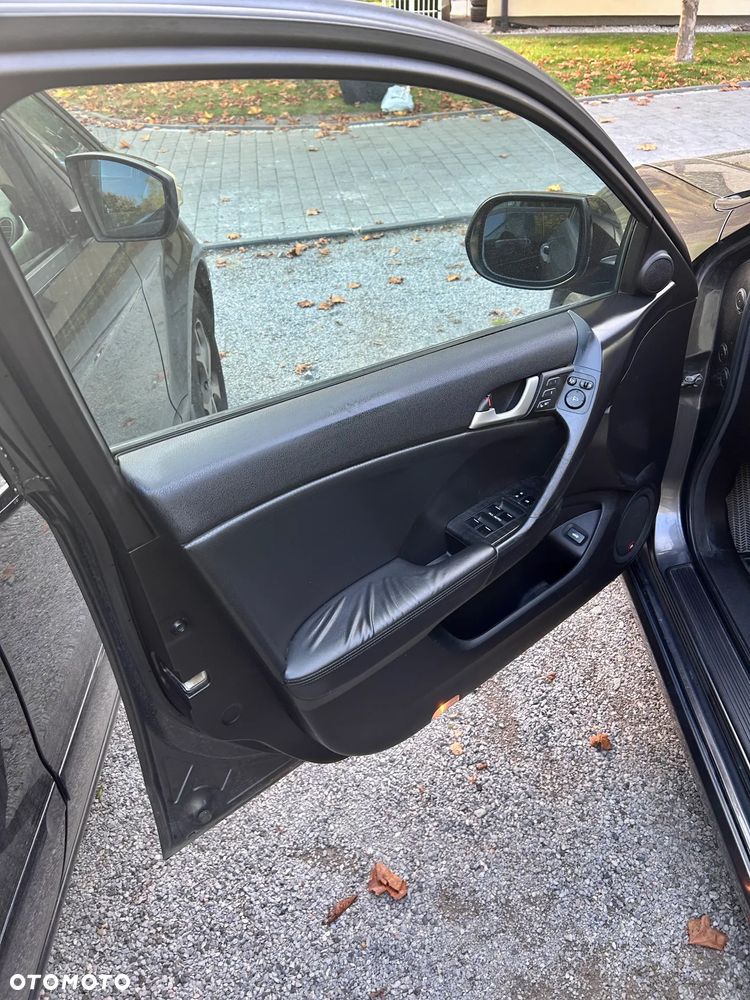Honda Accord - 25